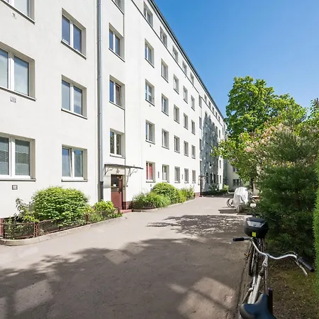 Plac Wilsona Comfort By Bookinghost