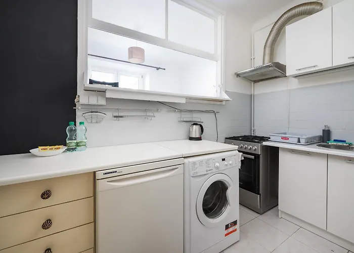 Plac Wilsona Comfort By Bookinghost *