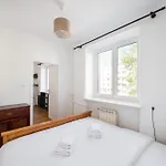 Plac Wilsona Comfort By Bookinghost *